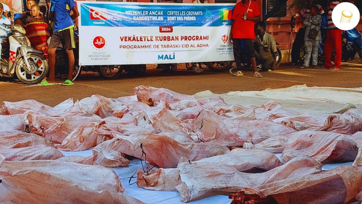 Don de viande aux personnes démunies à Koulikoro