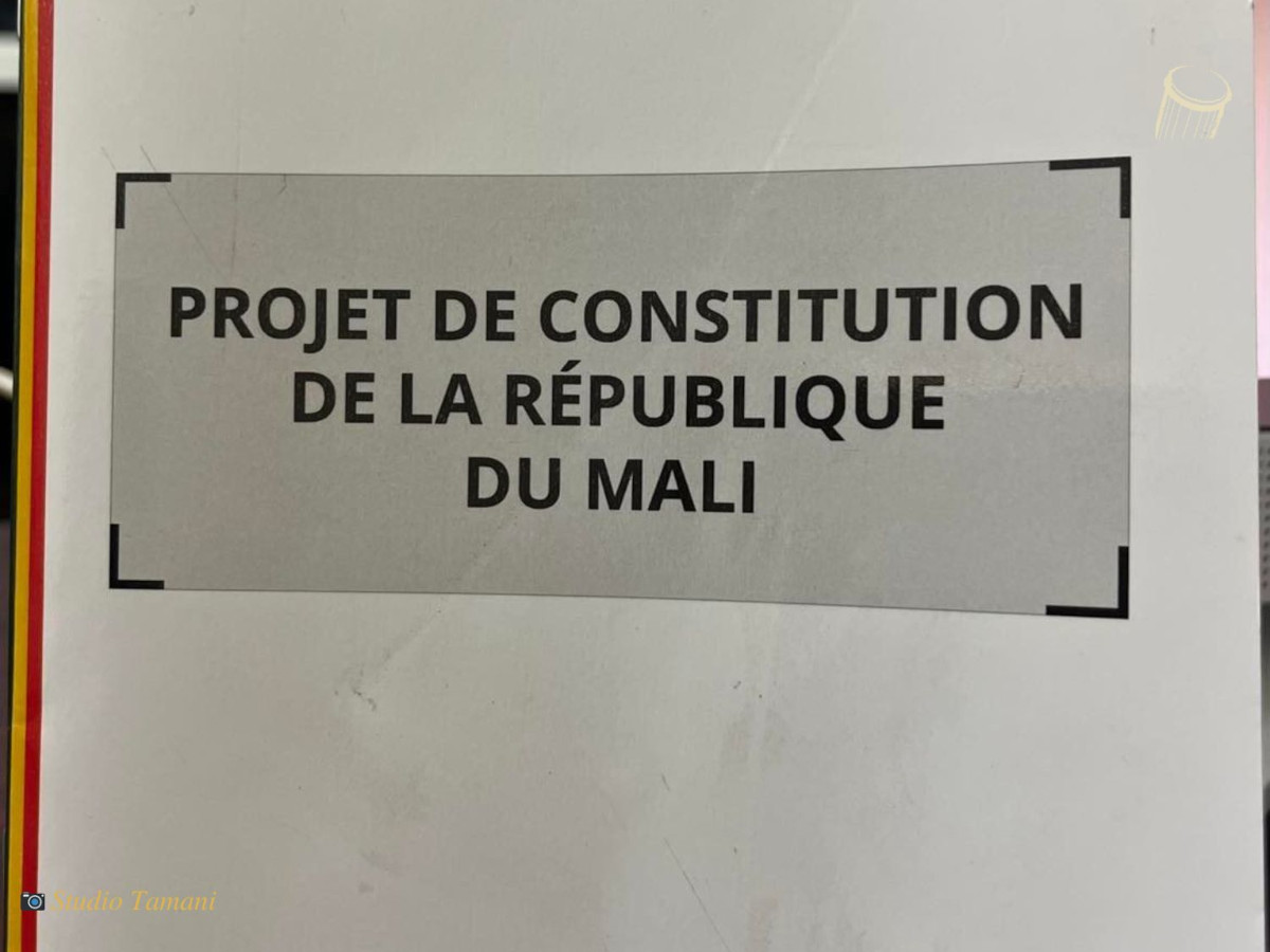 L’application de la nouvelle constitution se dessine petit à petit