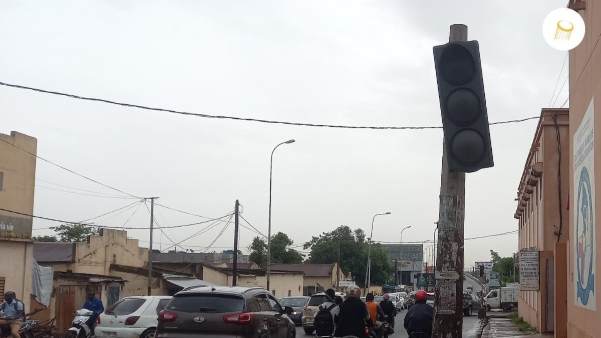 A Bamako, les coupures d’électricité éteignent les feux tricolores