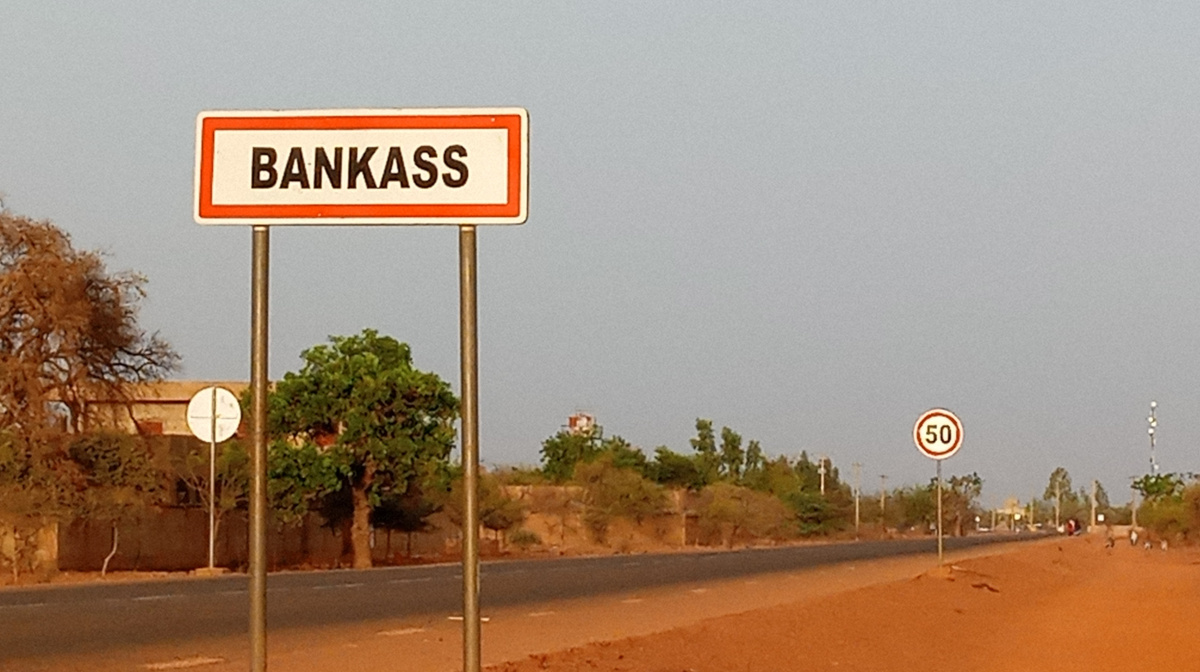 Des hommes armés s’en prennent au village de Kouroundé