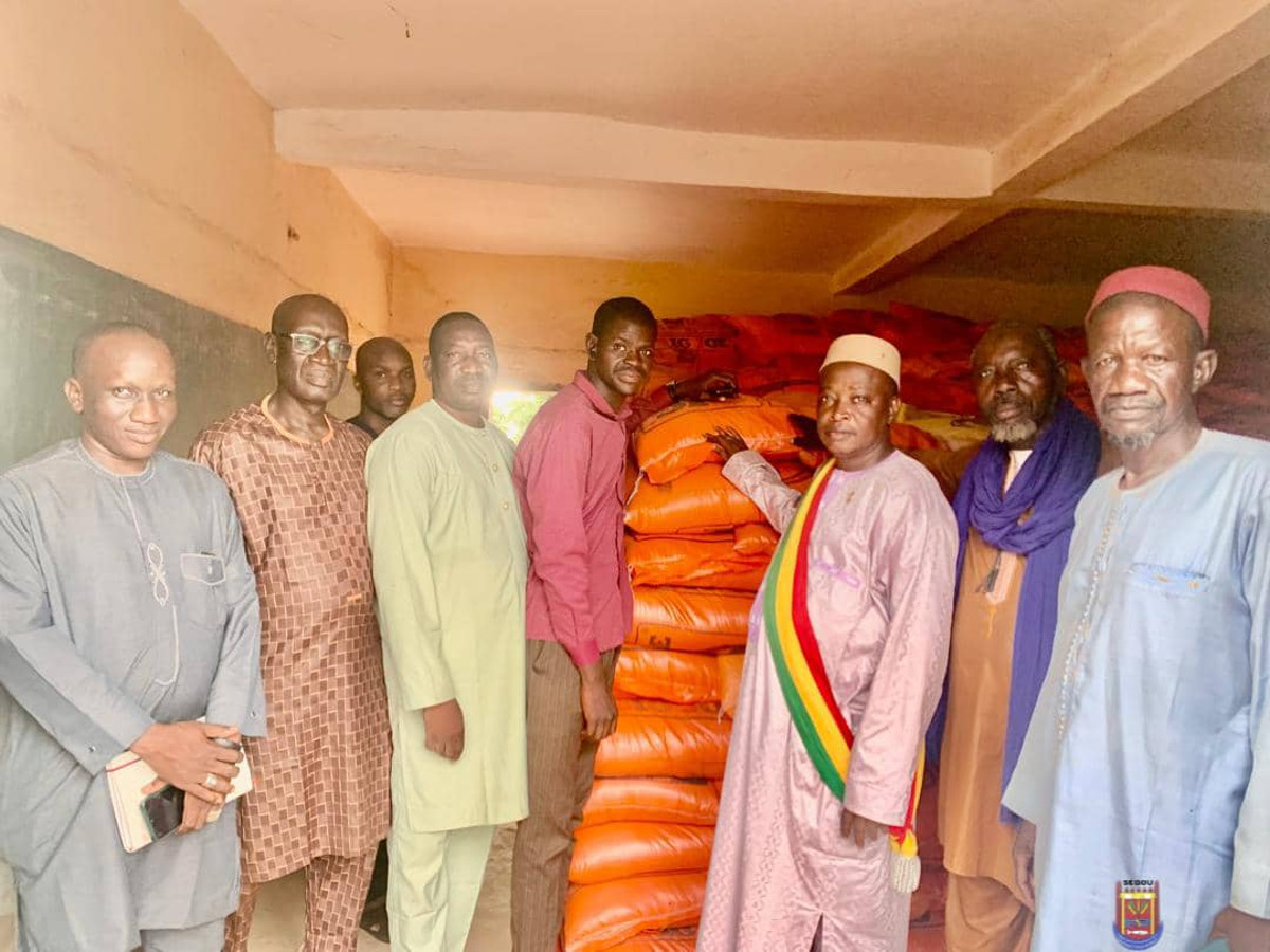 Remise de vivres aux sinistrés des inondations Ségou