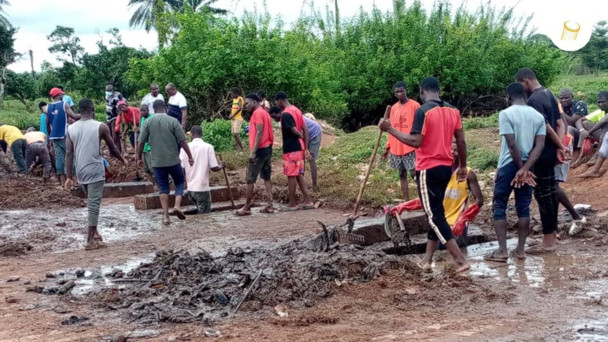 Sikasso : des jeunes mobilisés pour prévenir les inondations