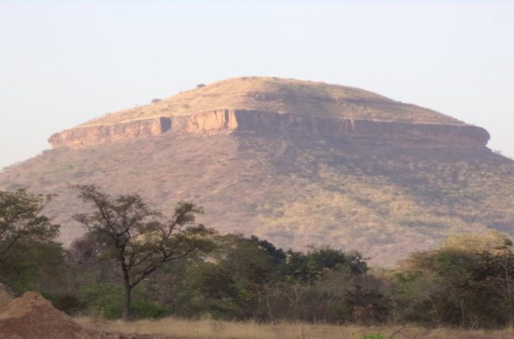 Kenieba : à la découverte de “Kouroukegni”, la colline mythique