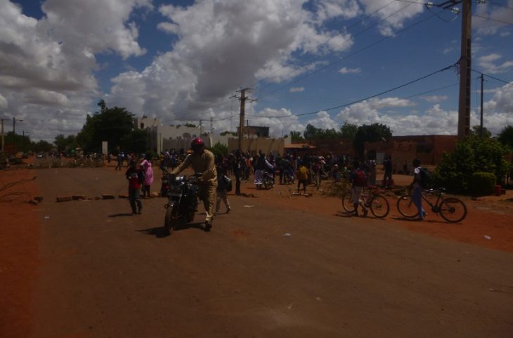 Mopti : visite du Premier ministre sur fond de manifestation des épouses de militaires