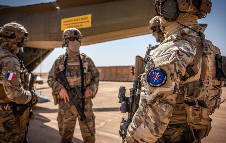 «Les troupes françaises restent au Sahel, mais pas au Mali»