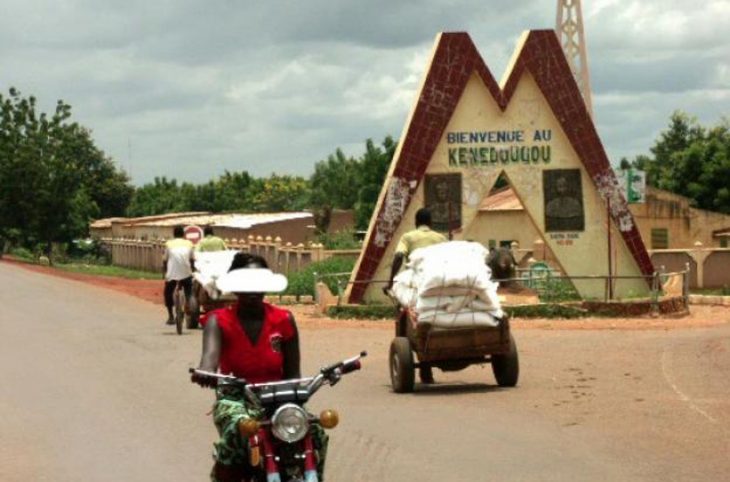 SIKASSO : lancement de la caravane de sensibilisation sur la santé sexuelle et reproductive des adolescents