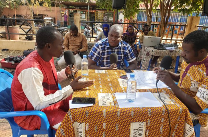 Manif des jeunes : '' n'a t-on pas d'autres priorités actuellement que de parler du départ des forces étrangères du Mali ?''