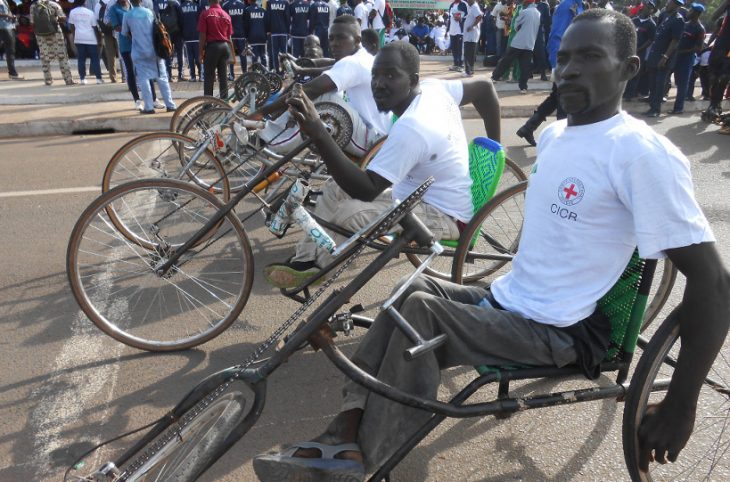 Le Magazine du 04 Décembre 2016: journée mondiale des personnes handicapées: le handicap au coeur du mois de la lutte contre le VIH/Sida