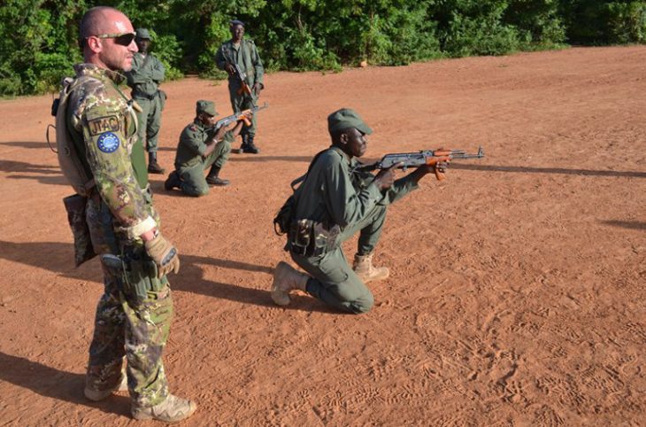 Le Magazine du 21 mars 2017: EUCAP Sahel consolide ses actions pour la réforme de la sécurité au Mali